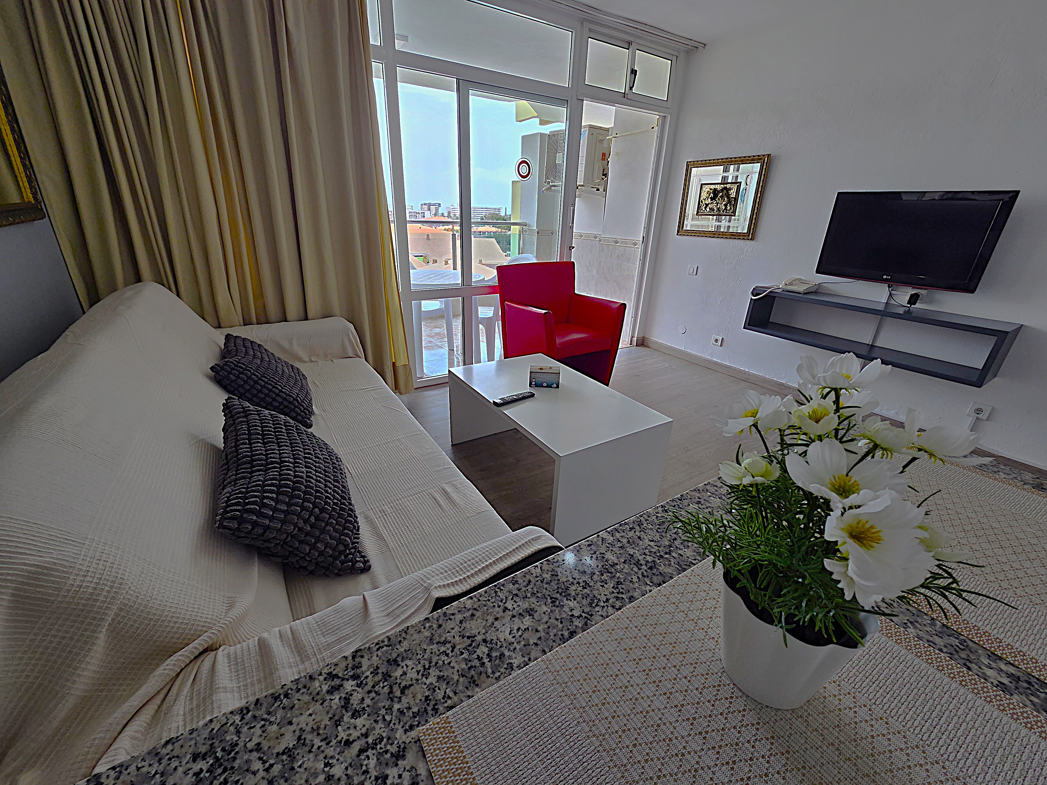 Vistas desde el salón de 8i Yumbo Playa del Inglés